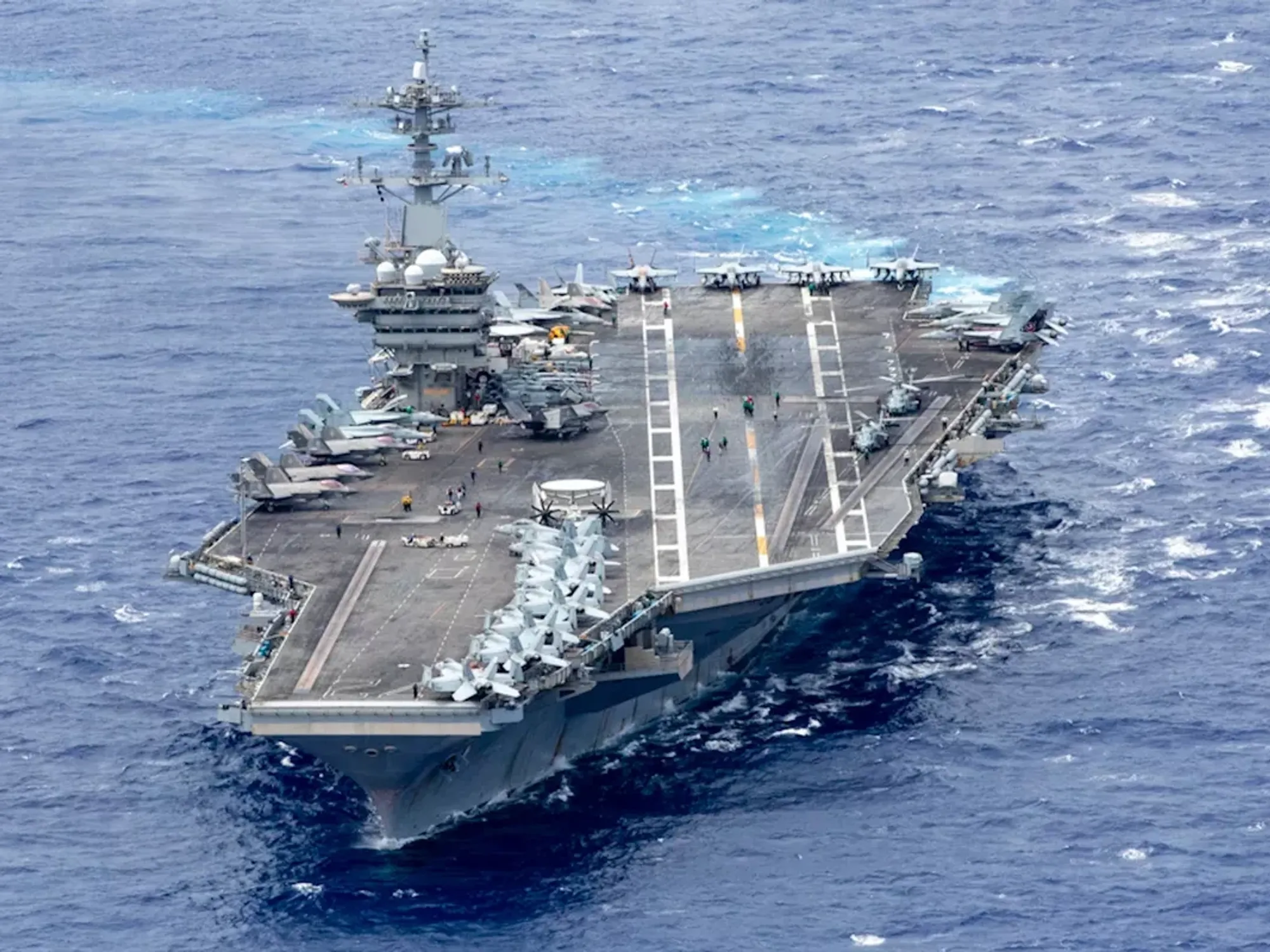 Irani kërcënon me 'sulm dërrmues' ndaj aeroplanmbajtëses amerikane kur ajo të jetë brenda rrezes së raketave Irani kërcënon me 'sulm dërrmues' ndaj aeroplanmbajtëses amerikane kur ajo të jetë brenda rrezes së raketave