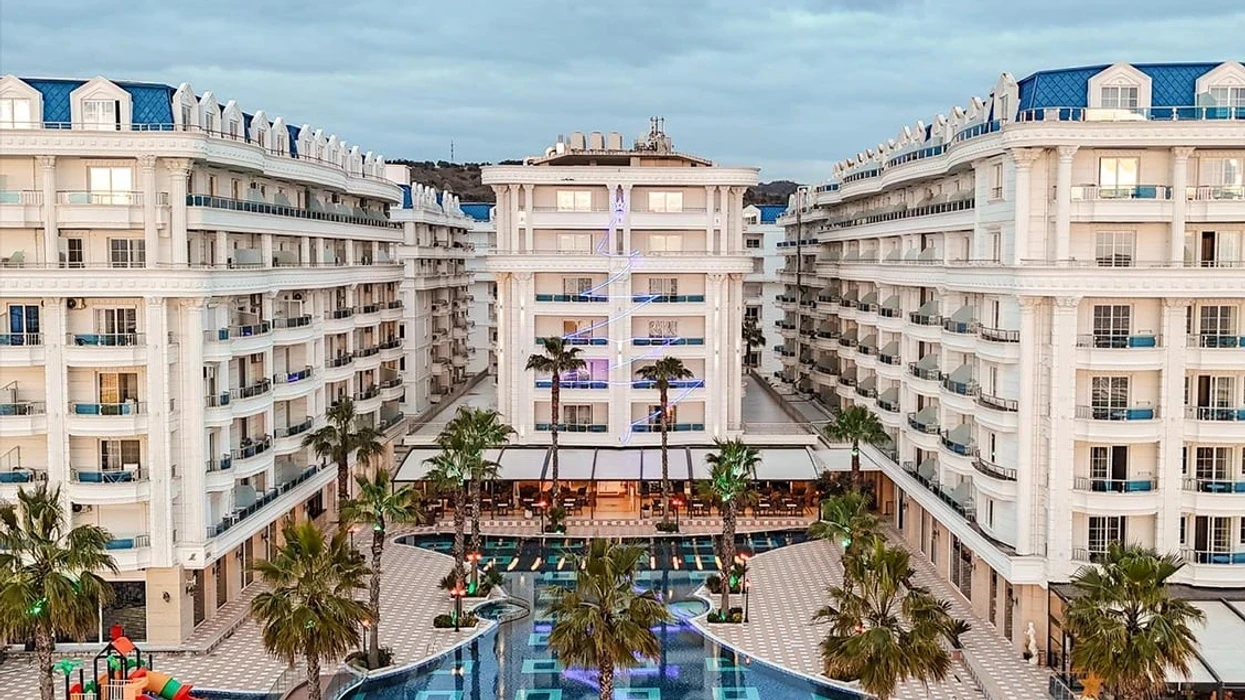 Ofertat e Marsit në Grand Blue Fafa