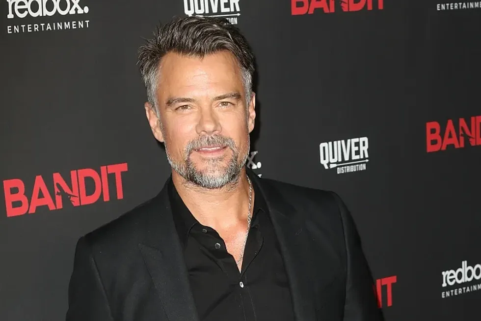 Josh Duhamel thotë se aktorët duhet të heshtin për politikën: Pse do ta bënit publikun t'ju përçmonte?