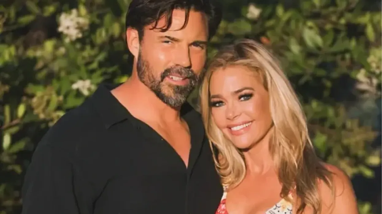Ish-burri i Denise Richards duhet të paguajë 160,000 dollarë për mashtrim Ish-burri i Denise Richards duhet të paguajë 160,000 dollarë për mashtrim