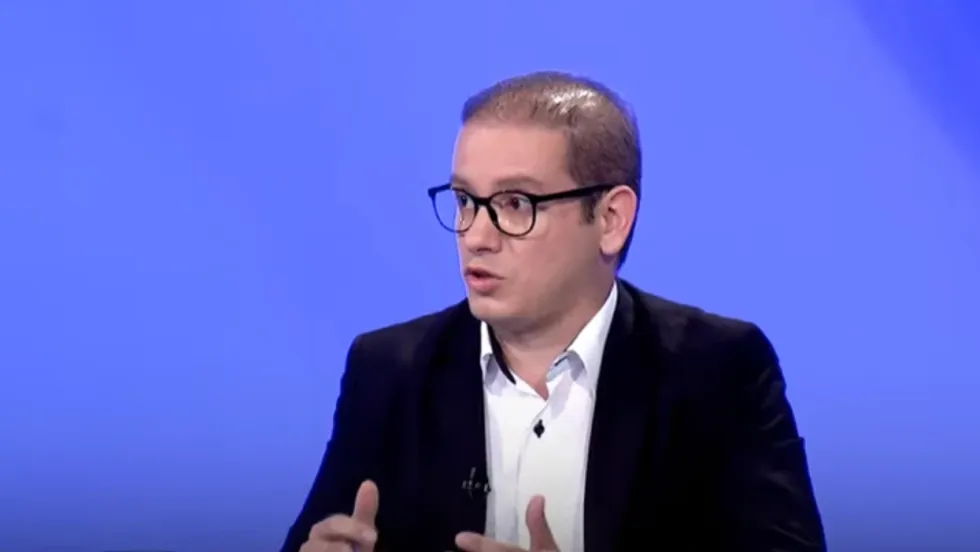 Kuçi: Ndeshja Kosovë–Turqi, simbol i miqësisë strategjike dhe kundër narrativave përçarëse