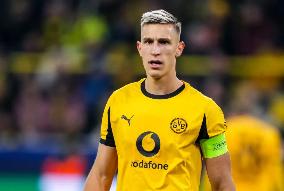 E ardhmja e Schlotterbeck në dyshim, interesim nga dy gjigantët e Ligës Premier