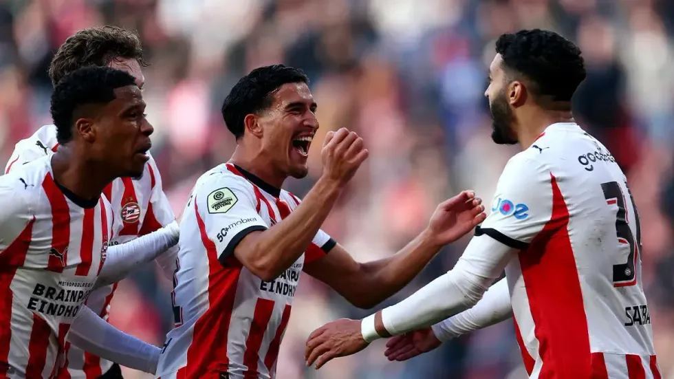 Pesë xhiro pa përfunduar kampionati: PSV zyrtarisht kampion për herë të tretë radhazi në Holandë