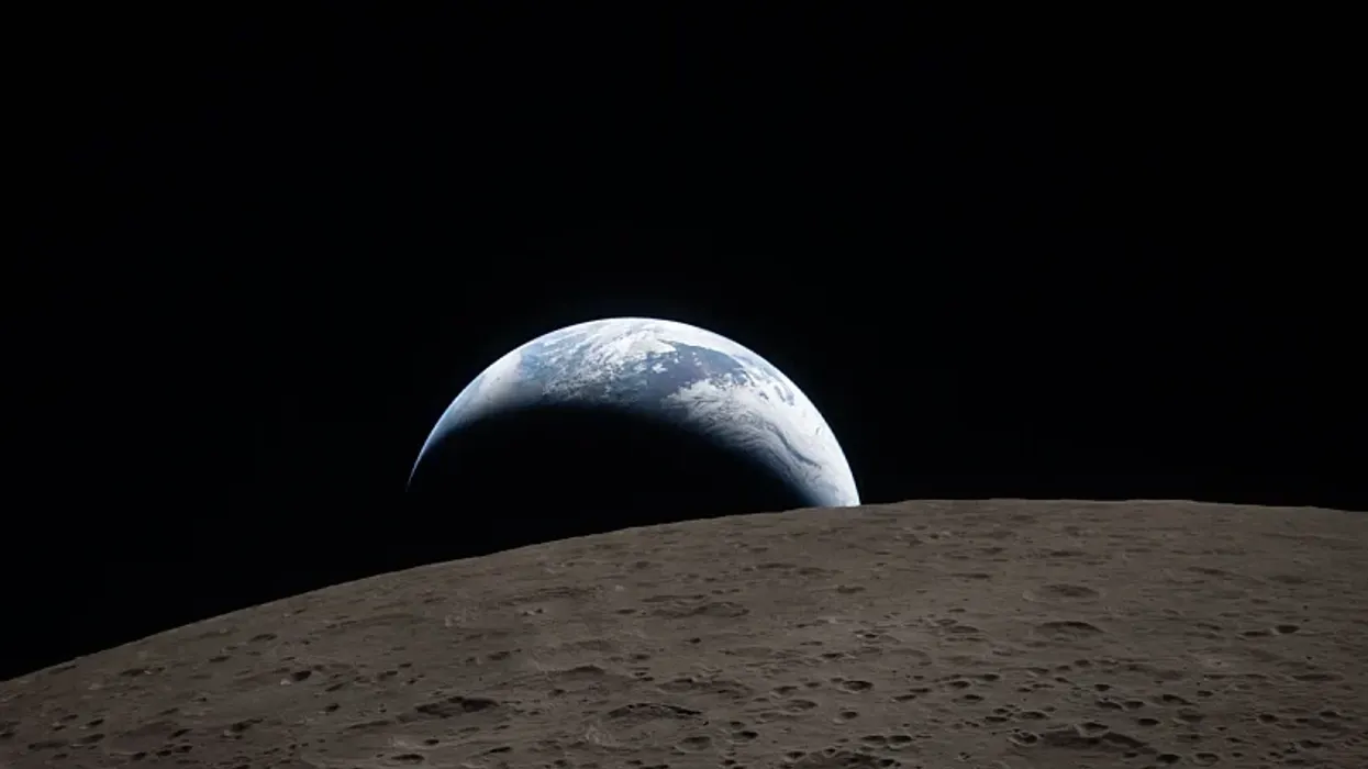 Astronautët e Artemis II kapin moment historik - Toka rishfaqet pas Hënës Astronautët e Artemis II kapin moment historik - Toka rishfaqet pas Hënës