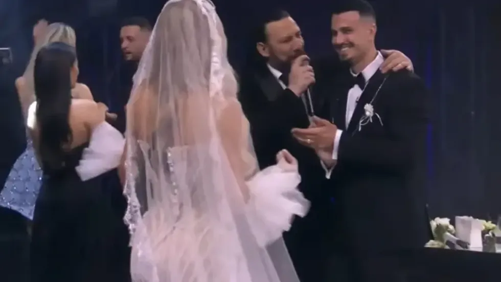 Çfarë e lidh Genën me Brikenën? Zbulohet emri i vërtetë i këngëtarit shumë të njohur