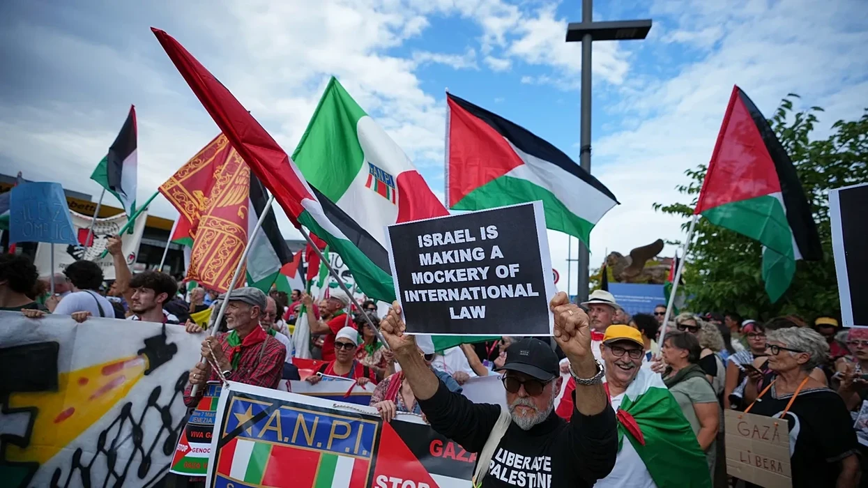 Një milion evropianë i kërkojnë BE-së të pezullojë marrëveshjen e asociimit me Izraelin për 'krime në Gaza'