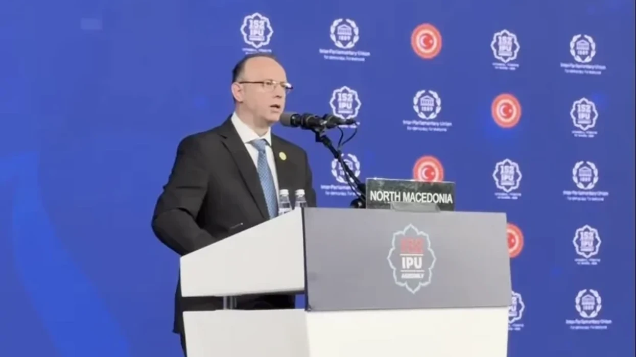 Gashi: Në kohë sfidash për rendin global, duhen hapa konkretë për demokraci dhe drejtësi