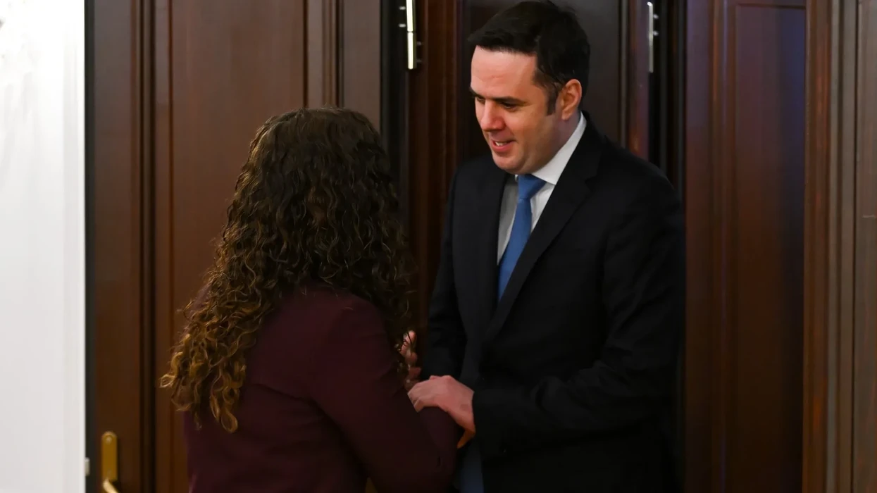 Abdixhiku për Osmanin: Bashkimi nuk kërkon kushte, por afrim dhe koordinim