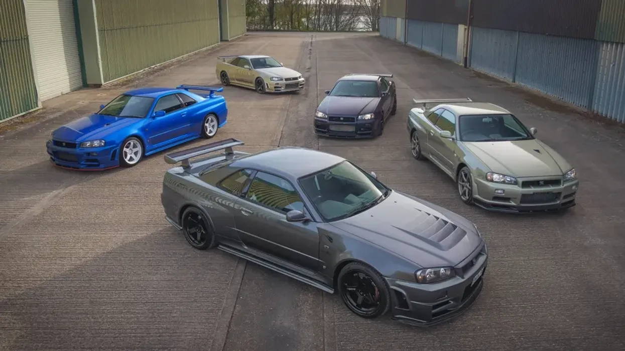 Adhurues të Skyline, mblidhuni: dikush po shet një koleksion të veturash të rralla R34 GT-R Adhurues të Skyline, mblidhuni: dikush po shet një koleksion të veturash të rralla R34 GT-R
