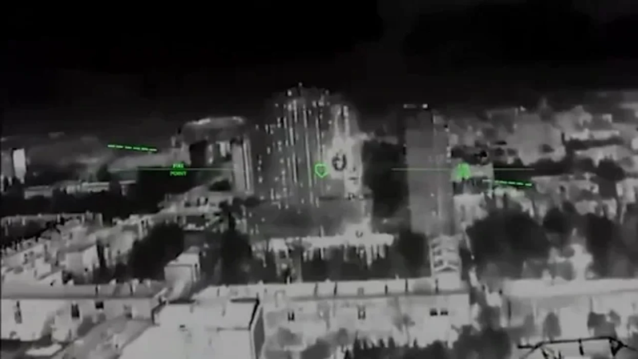 Dronët ukrainas godasin qendrën komanduese të FSB-së në qendër të Donetskut