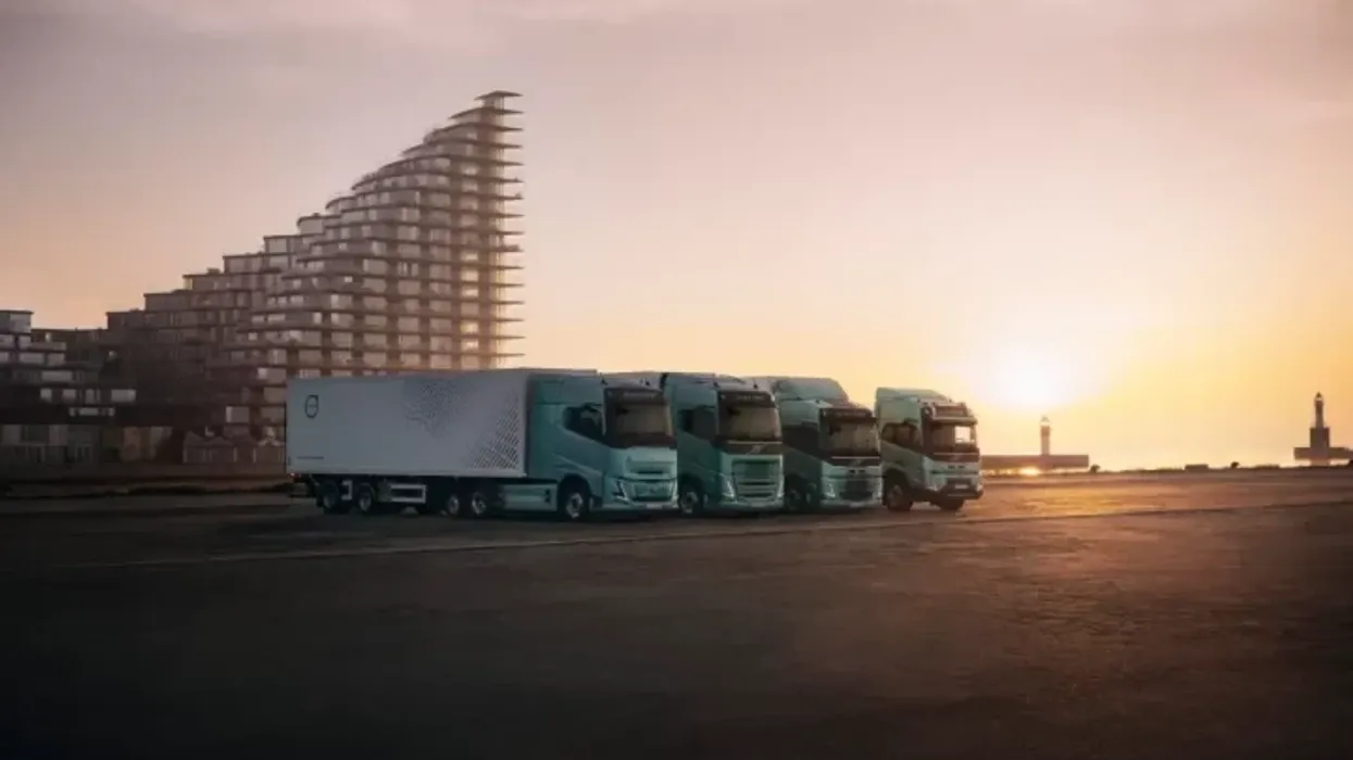 Volvo prezanton kamionët elektrikë që arrijnë deri në 700 km autonomi Volvo prezanton kamionët elektrikë që arrijnë deri në 700 km autonomi