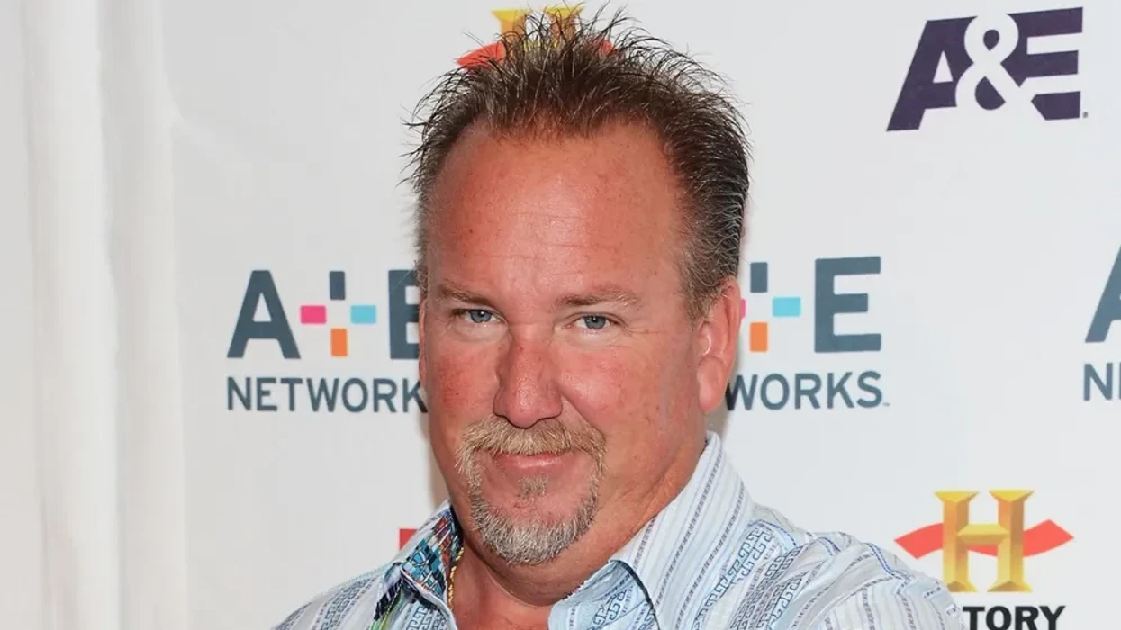 Ylli i Storage Wars, Darrell Sheets, është gjetur i vdekur në shtëpinë e tij në moshën 67-vjeçare