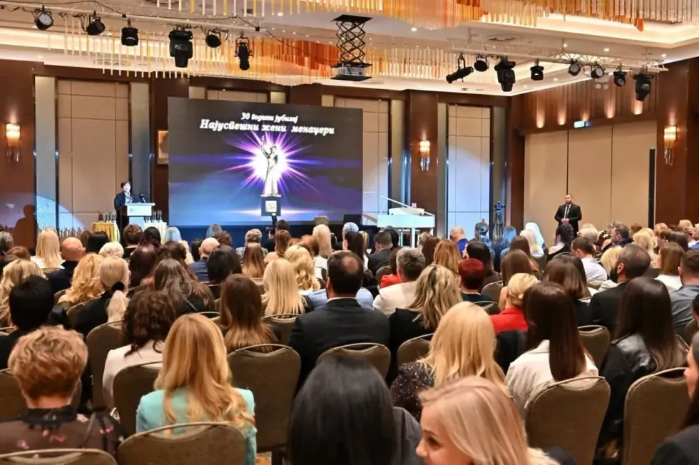 Dimitrieska-Koçoska: Gratë në lidership janë motor i progresit ekonomik