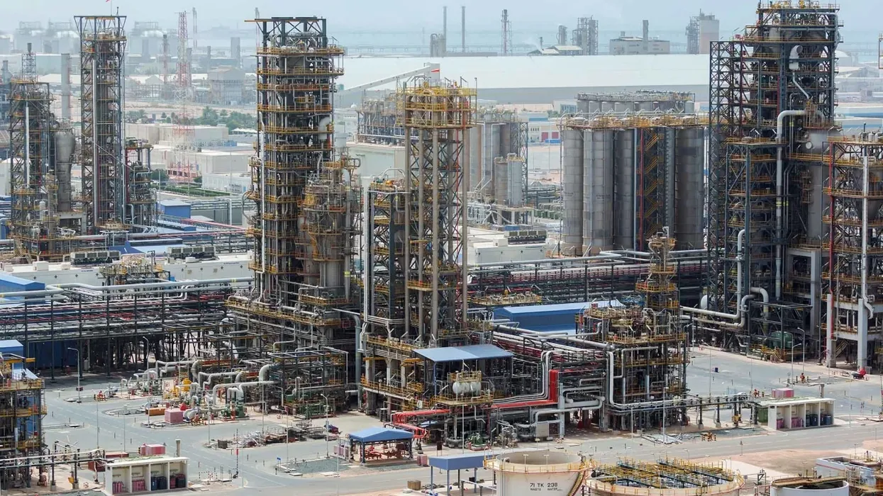 Emiratet e Bashkuara Arabe do të tërhiqen nga OPEC Emiratet e Bashkuara Arabe do të tërhiqen nga OPEC