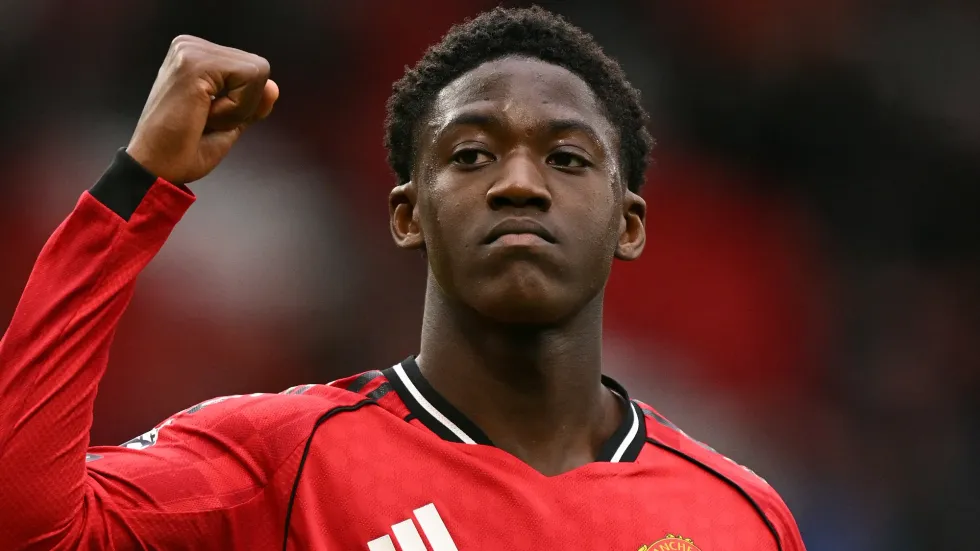 Kobbie Mainoo merr rritje page prej 650 për qind me kontratën e re te Man Utd