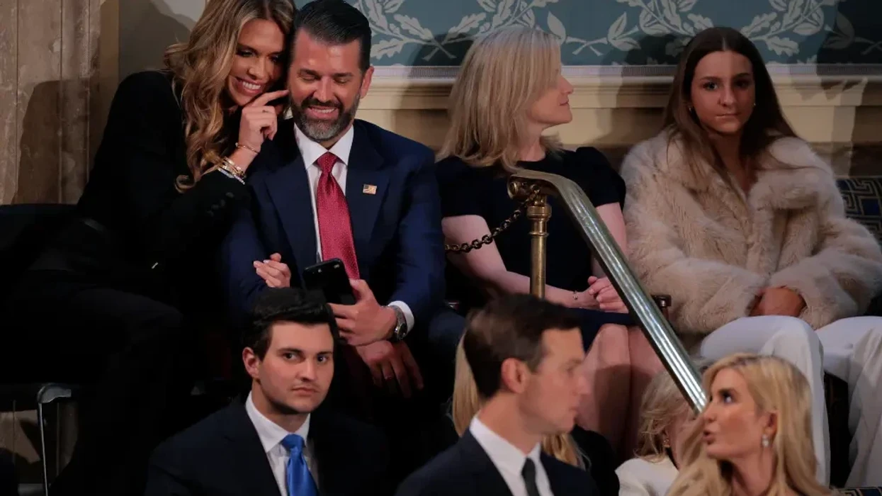 Zhvillimet në Iran, Donald Trump Junior dhe partnerja e tij shtyjnë datën e dasmës?