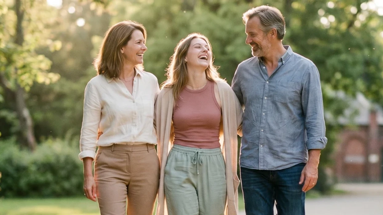 Psikologët: Nëse prindërit bëjnë këto gjëra, ata i respektojnë vërtet fëmijët e tyre të rritur