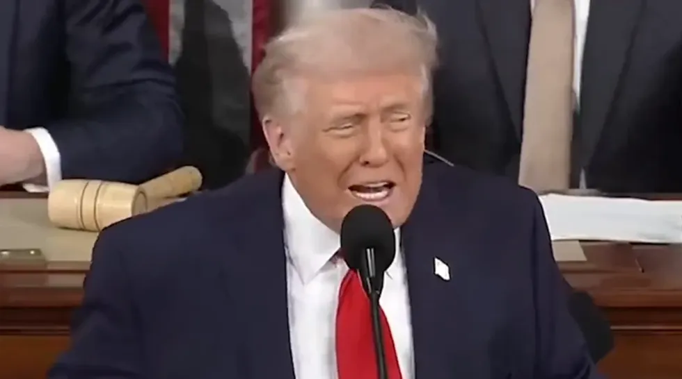 Video virale, Trump 'përsërit' fjalën “FITORE” për një orë - Shtëpia e Bardhë e ndan në X