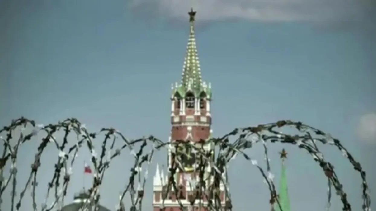Rusia shpall "armëpushim" për 8-9 maj, kërcënon me sulm në shkallë të gjerë në qendër të Kievit nëse ndërpritet parada ushtarake Rusia shpall