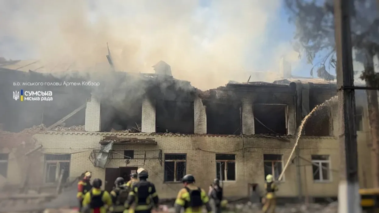 Dronët rusë godasin kopshtin e fëmijëve në Ukrainë, operacioni i shpëtimit është duke u zhvilluar Dronët rusë godasin kopshtin e fëmijëve në Ukrainë, operacioni i shpëtimit është duke u zhvilluar