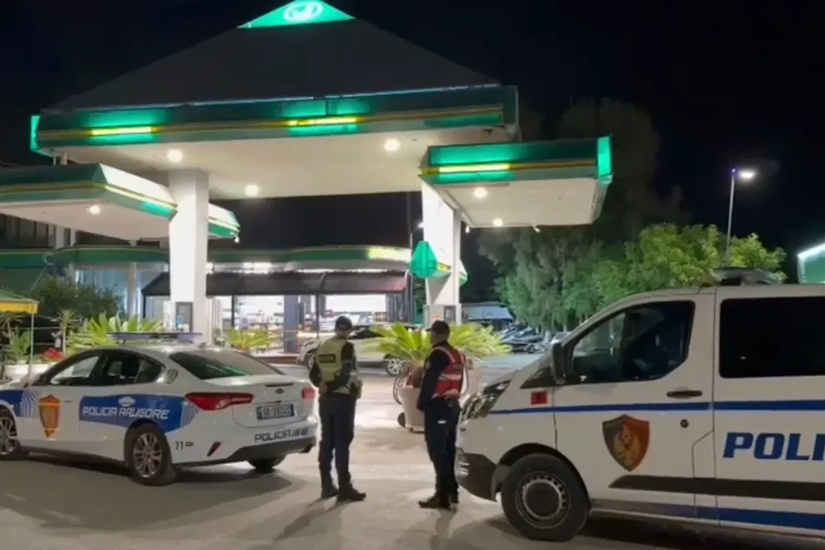 Vritet me plumb në kokë pronari i një karburanti, kryetar i shoqatës “Çamëria” Vritet me plumb në kokë pronari i një karburanti, kryetar i shoqatës “Çamëria”
