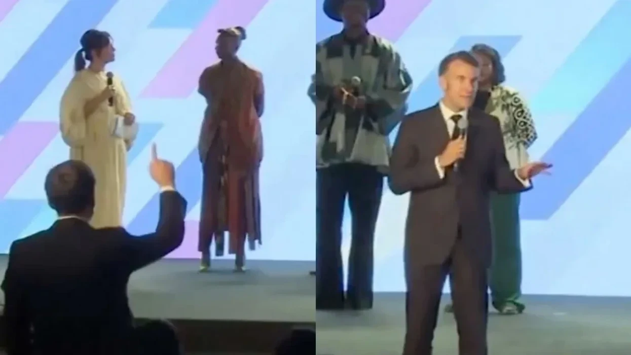 Macron doli në skenë dhe i qortoi njerëzit në audiencë për zhurmën