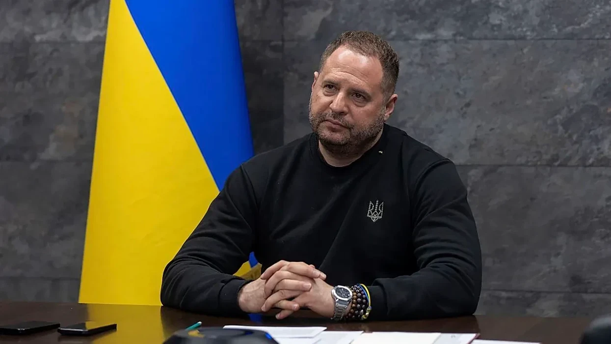 Ish-shefi i stafit të Zelensky-t i dyshuar në një hetim të madh për korrupsion