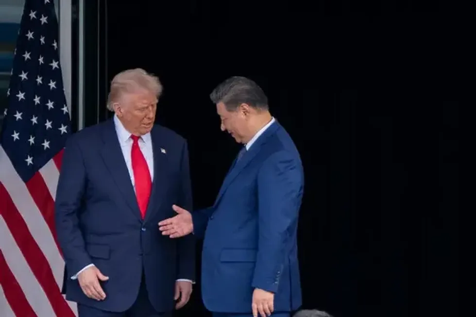 Trump thotë se Kina nuk do t’i japë Iranit pajisje ushtarake