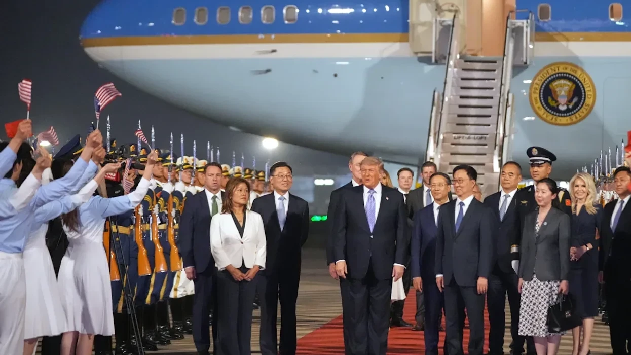 Delegacioni amerikan hedh dhuratat e Kinës para rikthimit në SHBA