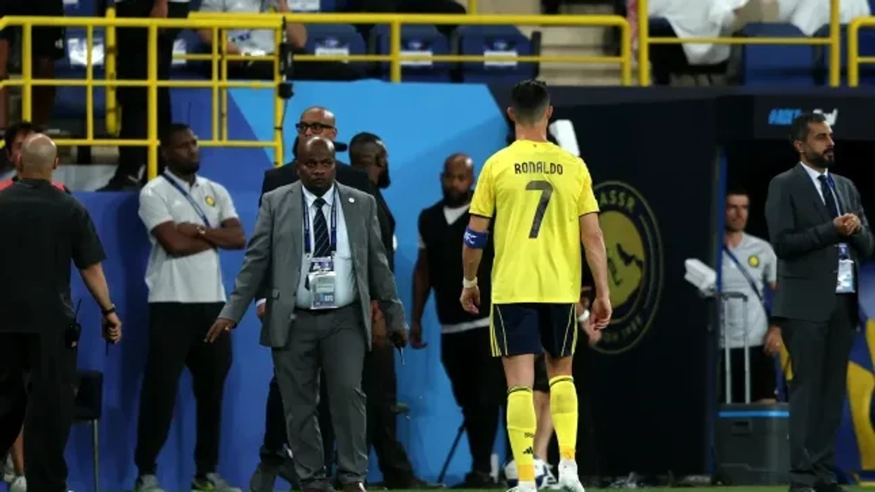 Finalja u mbyll me zhgënjim: Cristiano Ronaldo nuk e pranon medaljen e vendit të dytë