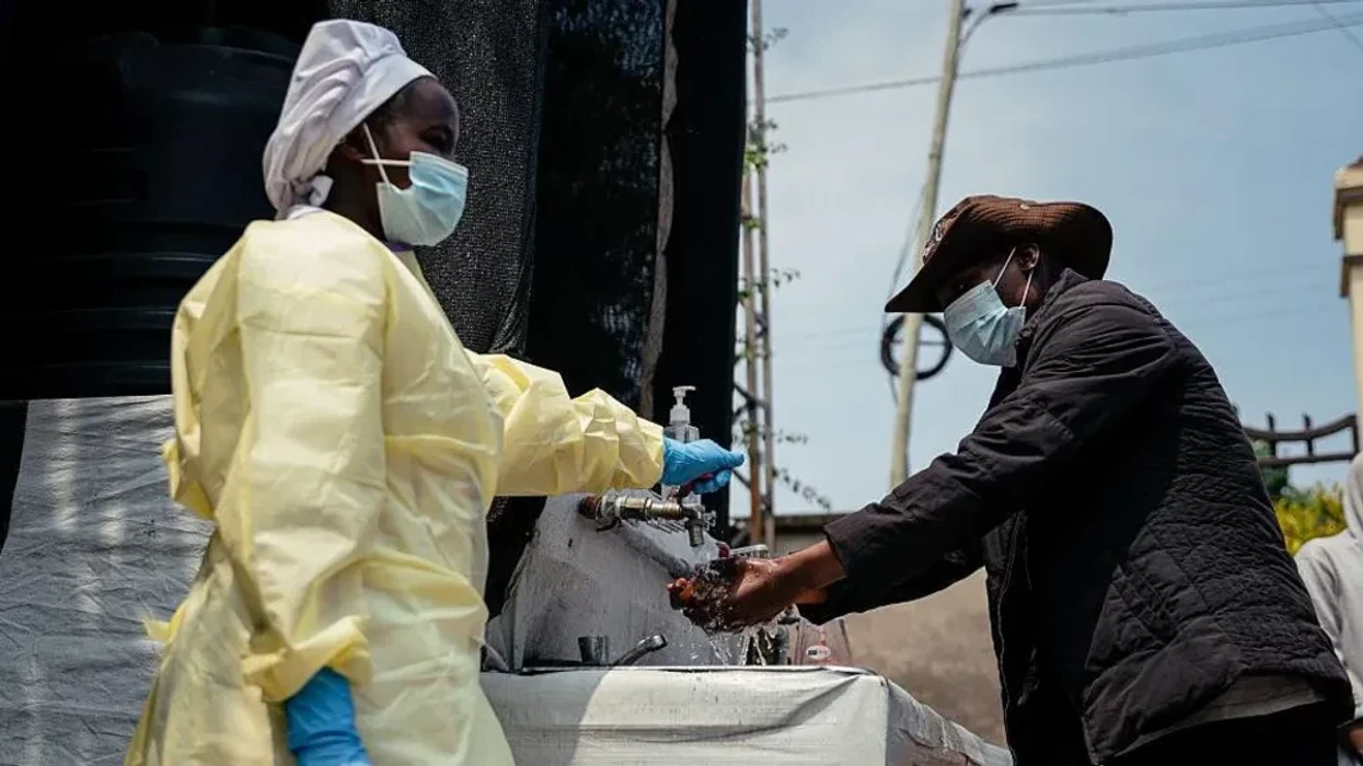 Të paktën 100 vdekje të raportuara nga shpërthimi i Ebolës në RD të Kongos, ndërsa gjashtë amerikanë janë të ekspozuar ndaj virusit