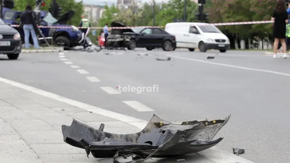 Bilanc tragjik në rrugët e Kosovës - 4 viktima dhe dhjetëra të lënduar brenda 24 orëve