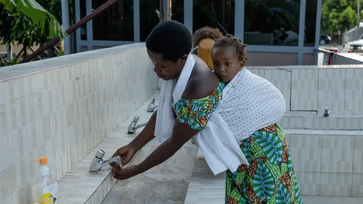 Ebola mund të përhapet më shpejt nga sa mendohej fillimisht, paralajmëron mjekja e OBSH-së Ebola mund të përhapet më shpejt nga sa mendohej fillimisht, paralajmëron mjekja e OBSH-së