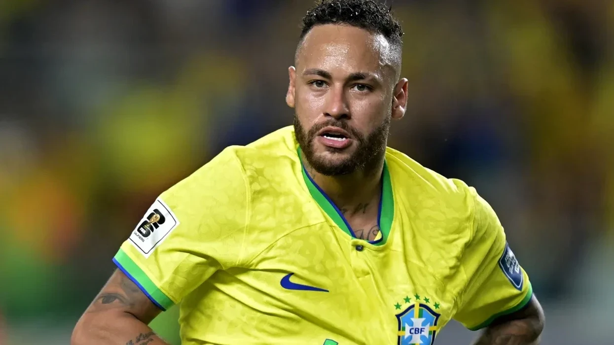 “Kam qarë për orë të tëra”, Neymar zbulon prapaskenat e ftesës nga Brazili për Botëror