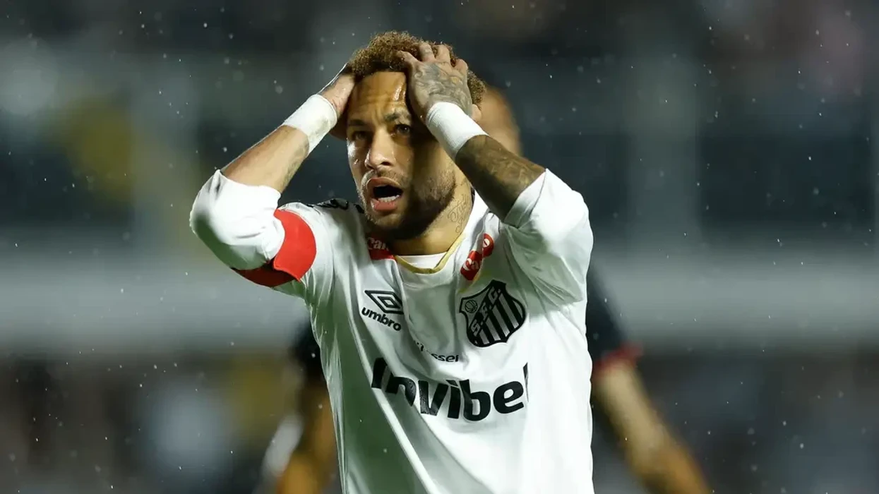 Neymar lëndohet sërish – ngjallet frikë për pjesëmarrjen e tij në Botëror