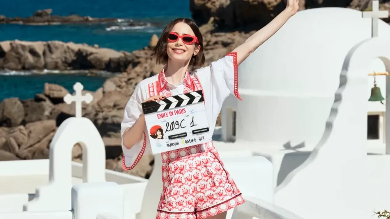 Lajm i hidhur për fansat e serialit Emily in Paris, sezoni i gjashtë do të jetë i fundit Lajm i hidhur për fansat e serialit Emily in Paris, sezoni i gjashtë do të jetë i fundit
