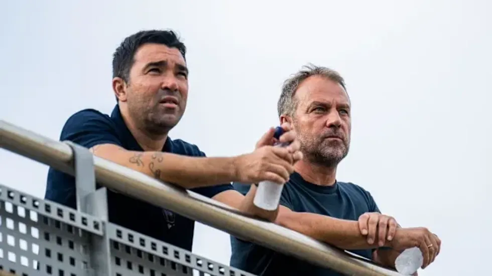 Barcelona planifikon një lëvizje surprizë për ish-yllin e Arsenalit – shihet si alternativë e Bastonit