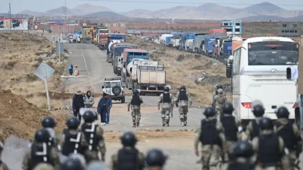 Konvoji i ministrit bolivian u zu në pritë ndërsa mbikëqyrte pastrimin e postblloqeve