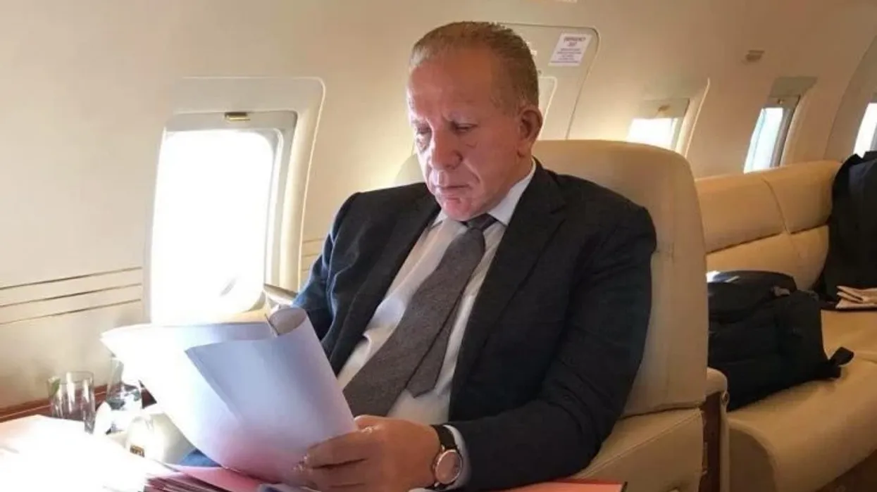 Vendimi i Gjykatës së Lartë: Behgjet Pacolli rimerr kontrollin e aeroportit të Vlorës Vendimi i Gjykatës së Lartë: Behgjet Pacolli rimerr kontrollin e aeroportit të Vlorës