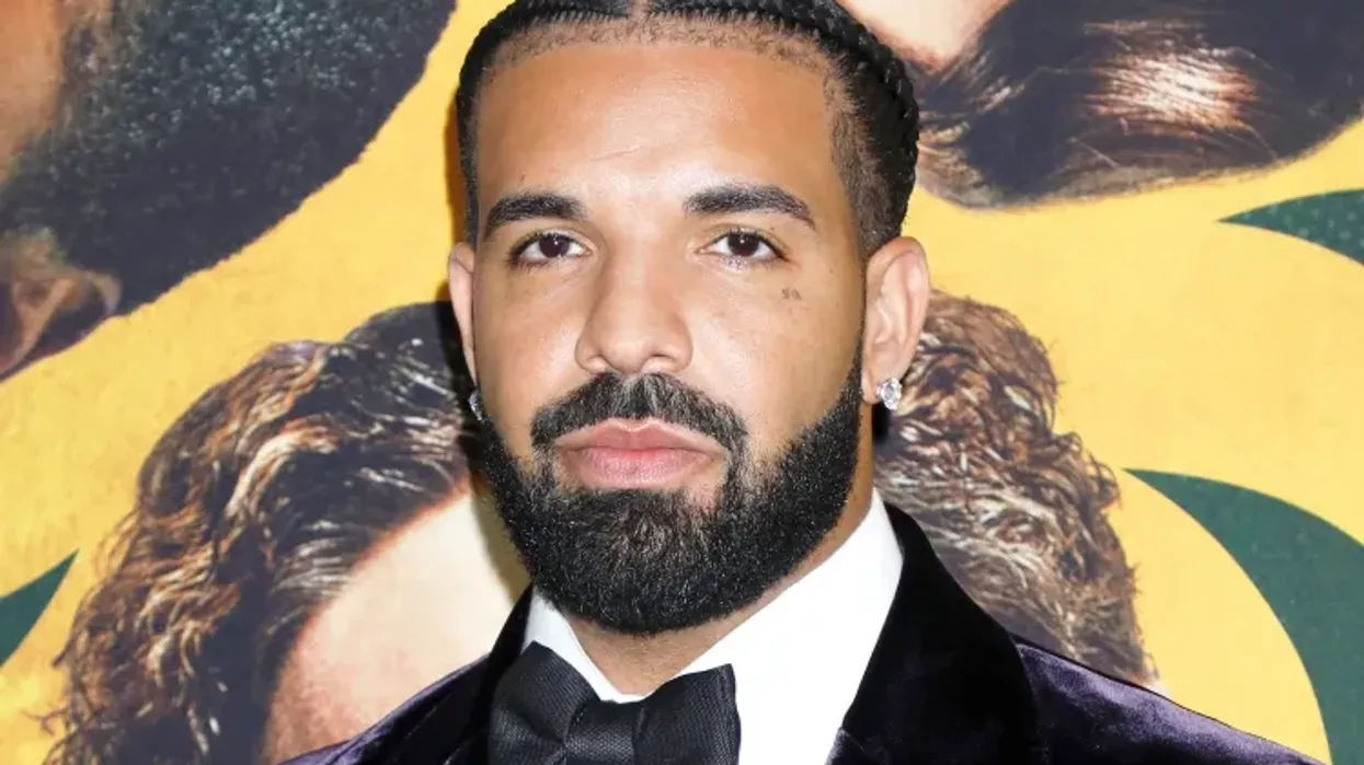 Drake thyen rekordin një rekord historik, bëhet artisti mashkull solo me më shumë këngë në vendin e parë Drake thyen rekordin një rekord historik, bëhet artisti mashkull solo me më shumë këngë në vendin e parë