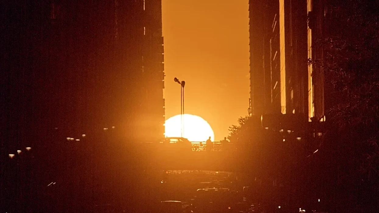 Çka është fenomeni i rrallë Manhattanhenge që magjeps New Yorkun?