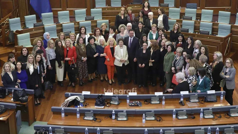 Gratë në politikë sfidojnë barrierat