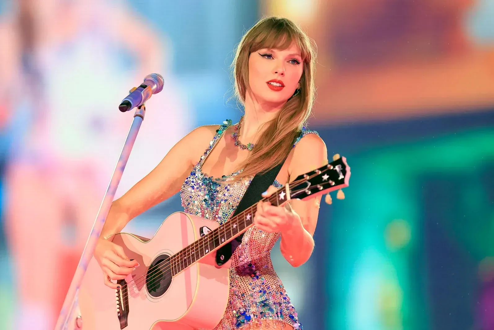Taylor Swift do të sjellë kolonën zanore për filmin Toy Story 5 Taylor Swift do të sjellë kolonën zanore për filmin Toy Story 5