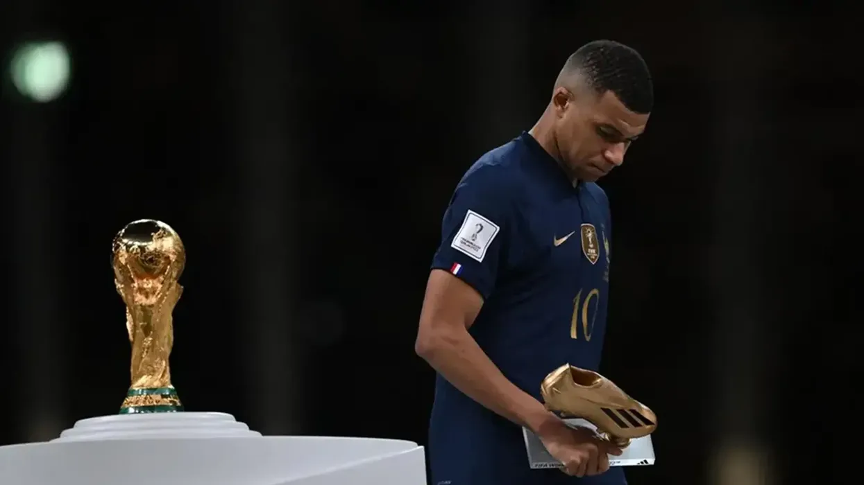 Mbappe reflekton mbi humbjen në finalen e vitit 2022 ndaj Argjentinës Mbappe reflekton mbi humbjen në finalen e vitit 2022 ndaj Argjentinës