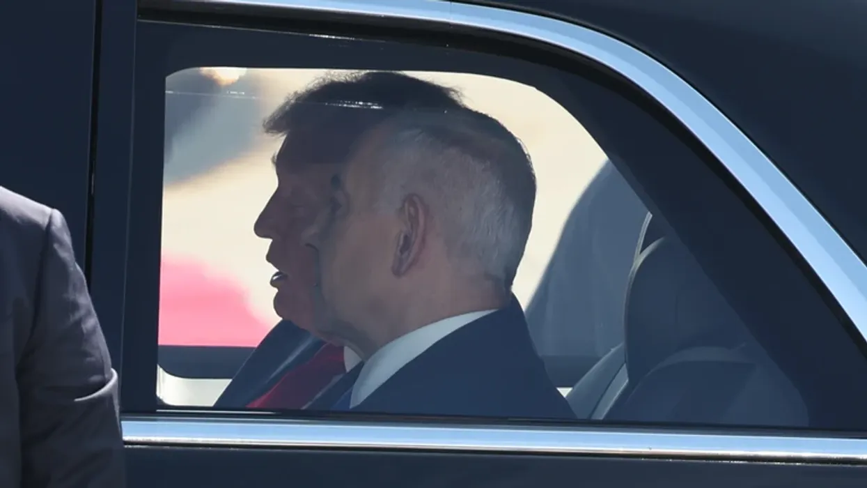 Trump paralajmëroi se sulmet e mëtejshme të Netanyahut mund ta izolojnë atë në konflikt me Iranin Trump paralajmëroi se sulmet e mëtejshme të Netanyahut mund ta izolojnë atë në konflikt me Iranin
