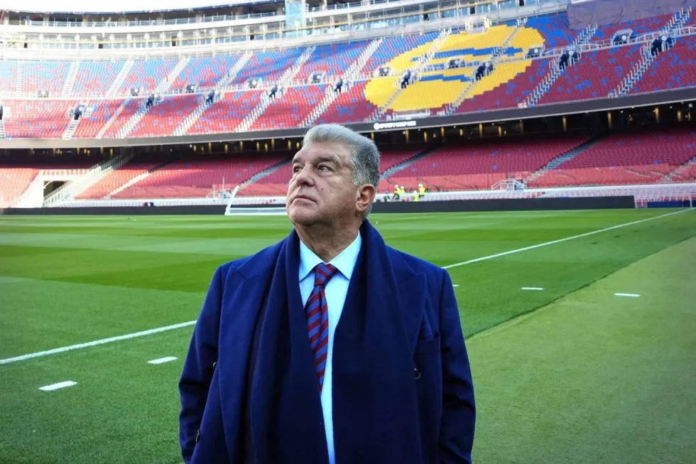 Laporta përballet me krizë të re, Barcelona kërkon kredi gji