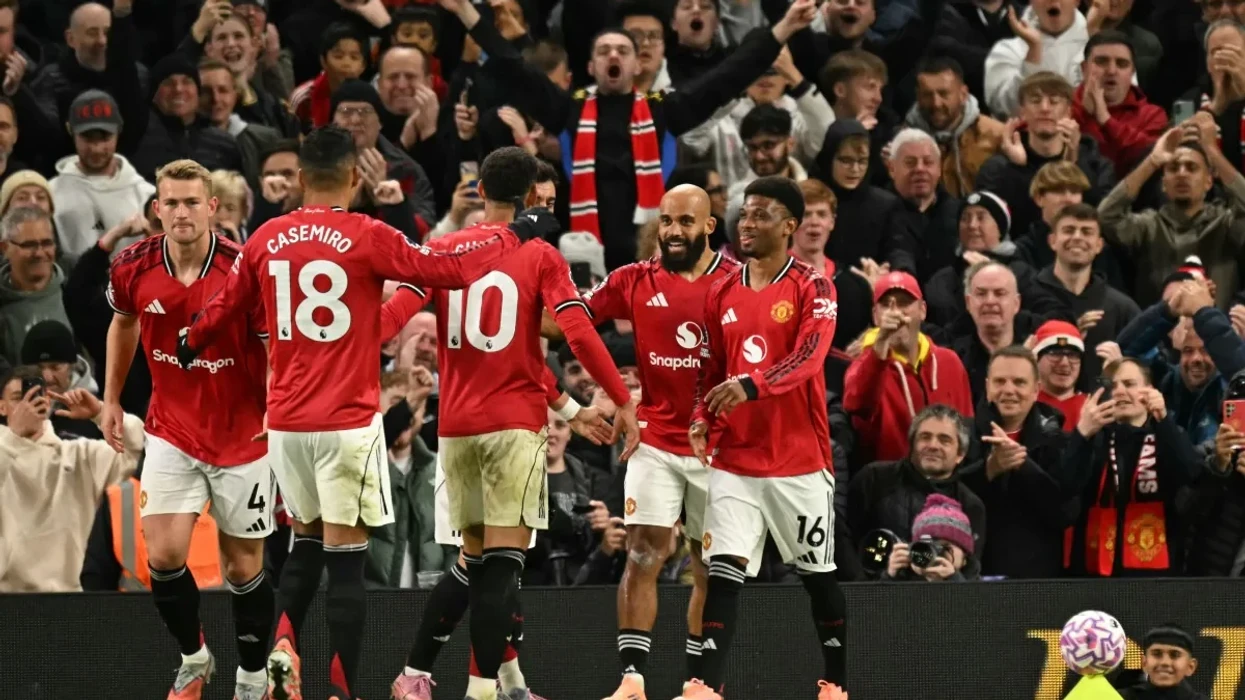 Man Utd njofton zyrtarisht tri largime të mëdha