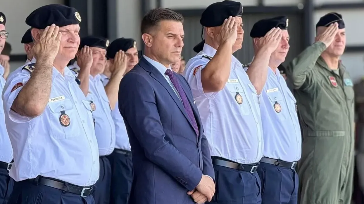 Shabani: Do të vazhdojmë të investojmë në ngritjen e kapaciteteve dhe modernizimin e aviacionit ushtarak Shabani: Do të vazhdojmë të investojmë në ngritjen e kapaciteteve dhe modernizimin e aviacionit ushtarak
