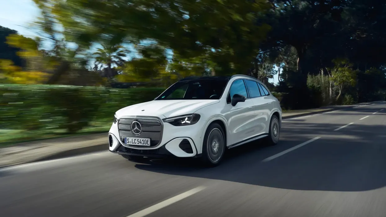Mercedes zgjeron gamën e GLC elektrik me modele më të lira Mercedes zgjeron gamën e GLC elektrik me modele më të lira