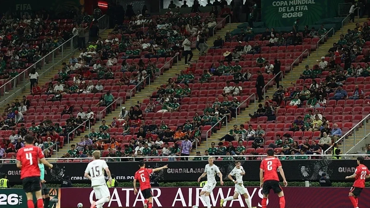 "Na besoni ne, jo sytë tuaj": Tribunat në ndeshjen mes Koresë së Jugut dhe Çekisë ishin gjysmë të zbrazëta, por FIFA pretendon se ishin plot